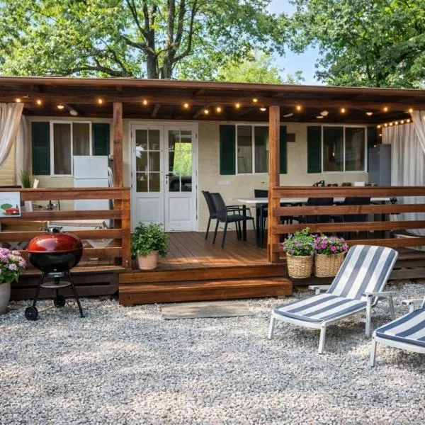 Bungalow Resort Ameglia, hotel en Ameglia