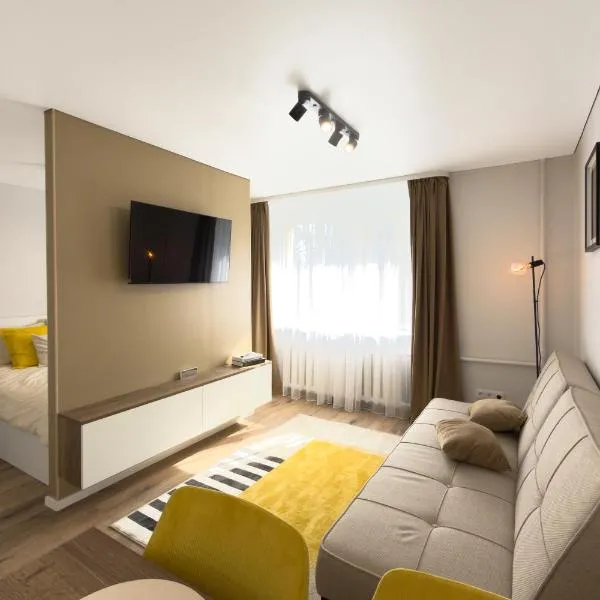 AC Vienibas Square apartments, hotel u gradu 'Daugavpils'