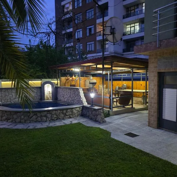 Friendly, hotel v destinácii Batumi