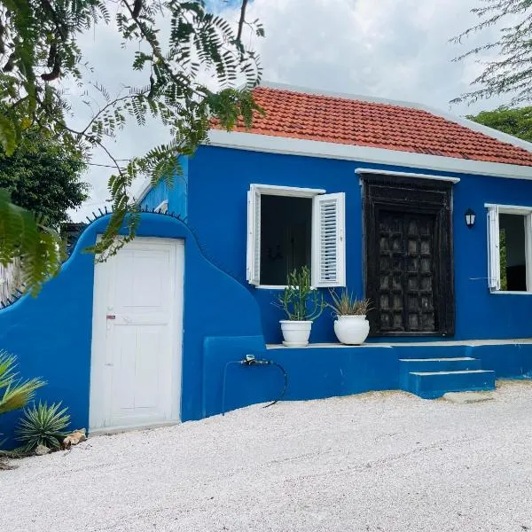 Dushi Blou, private monumentje in Otrabanda, hotell sihtkohas Willemstad