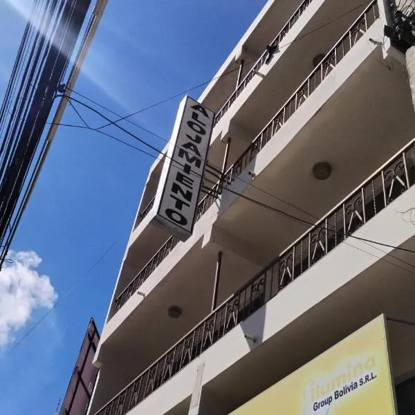 Alojamiento SAN SIMON, khách sạn ở Cochabamba