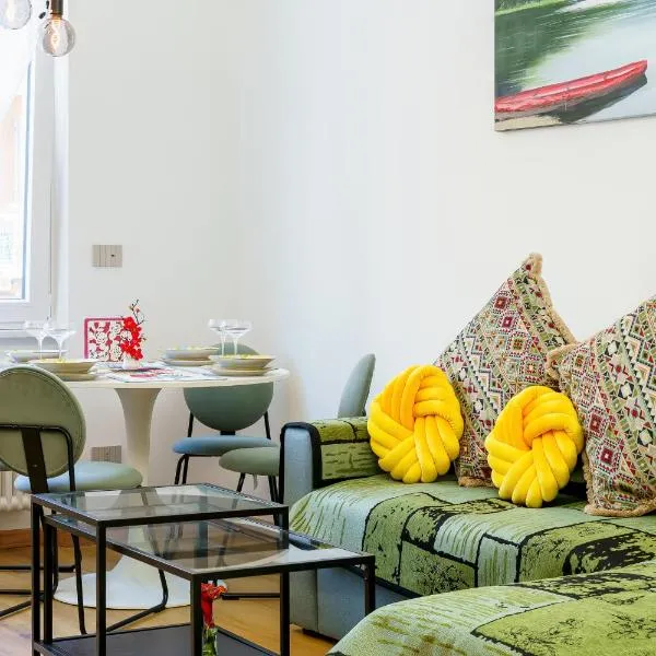 Viesnīca Komsi Group Apartments Genova Dženovā