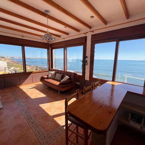 Mirador del Mar Ferris Bungalow, hotel sa Punta Prima