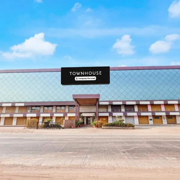 Townhouse GIDC Ankleshwar Formerly Studio 60, hotell sihtkohas Kosamri