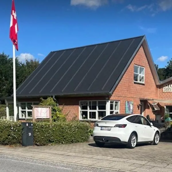 Bøllingsø Bed and Breakfast, hotel u gradu Engesvang