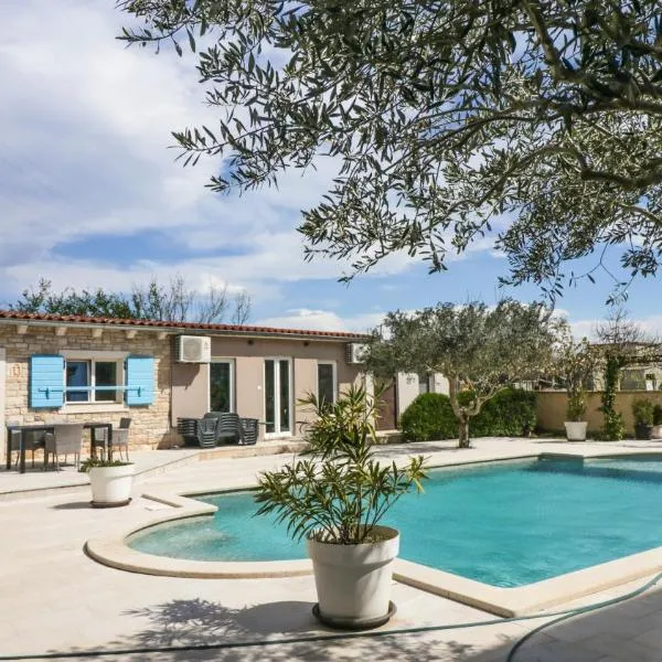 Sonnengarten floor 2, hotel di Marčana