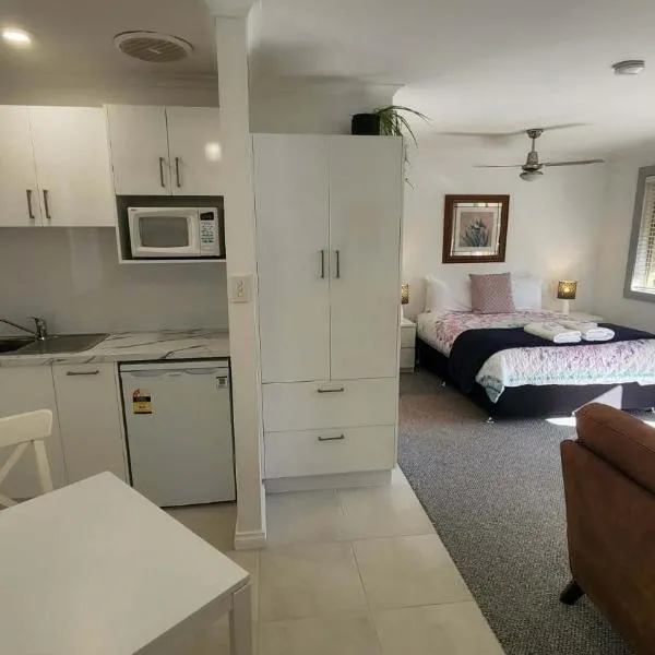 Riesling Trail & Clare Valley Cottages, khách sạn ở Clare