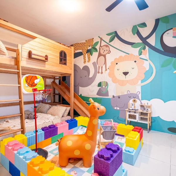 PV20 4 Bedroom Kids Friendly Home by Feel Home, Kuala Lumpur