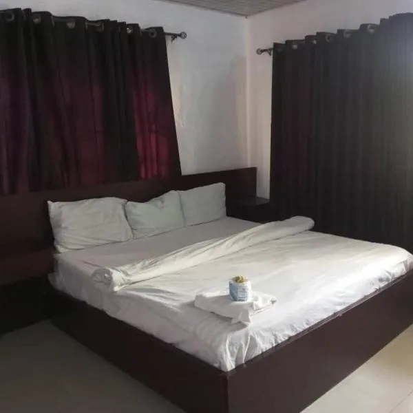 Lifeconcep apartment and lodge, hotel em Ibadan