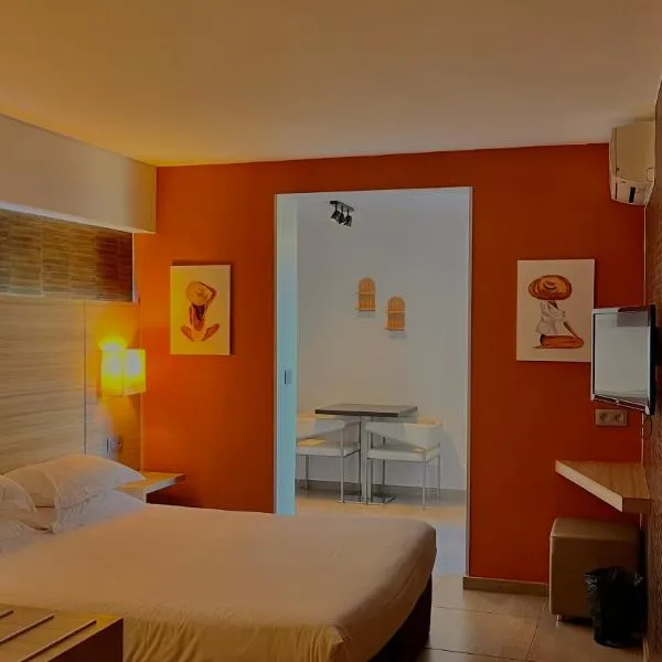 LʼÎle-Rousse में, होटल Hôtel L'Escale Coté Port