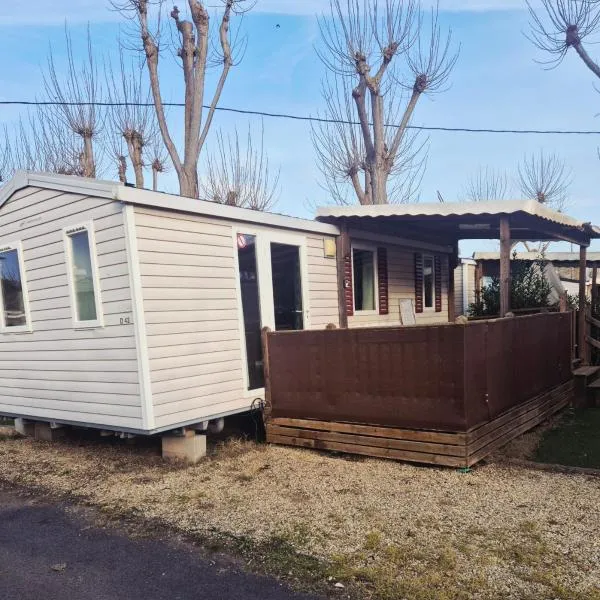 Mobil-Home Le Dahlia-MH34, hotel din Sérignan