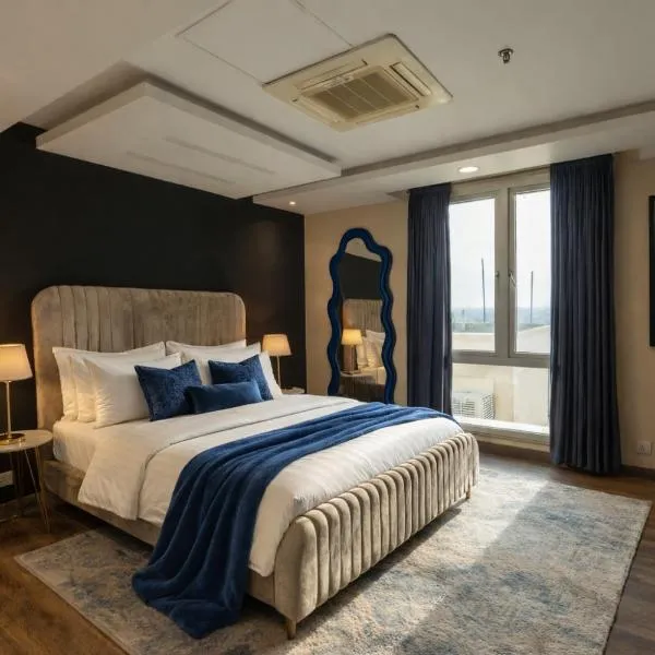 High Rise Executive Apartments in Gold Crest Residency- DHA Phase 4 Lahore, hotell i Lahore