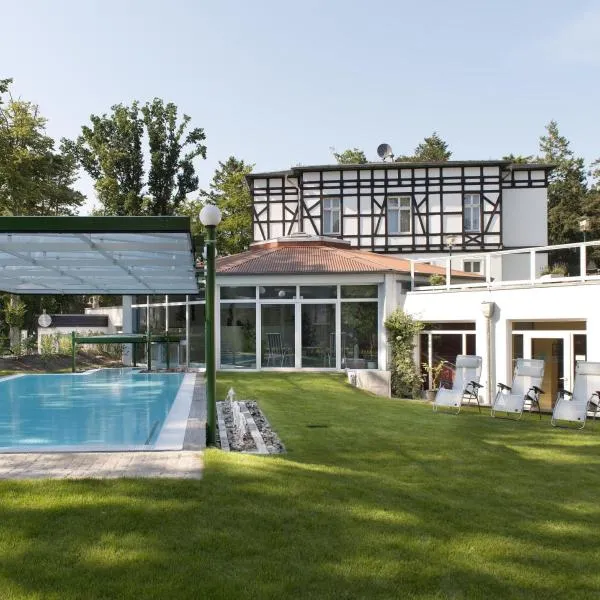 Best Western Plus Ostseehotel Waldschloesschen, hotel em Prerow