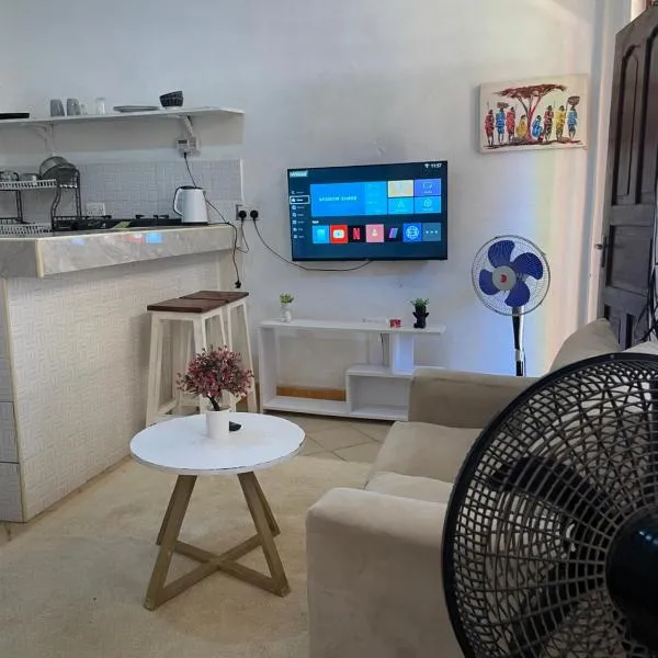 Superior Nest Diani Studio, hotel en Ukunda