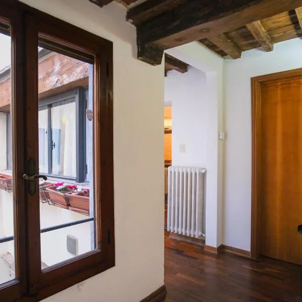 Drago D'oro Boutique Apartment, hotell i Firenze
