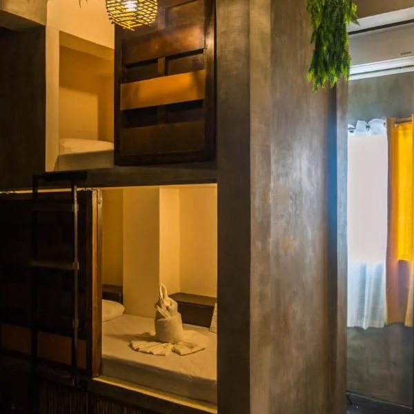 Happiness Hostel El Nido, отель в Эль-Нидо