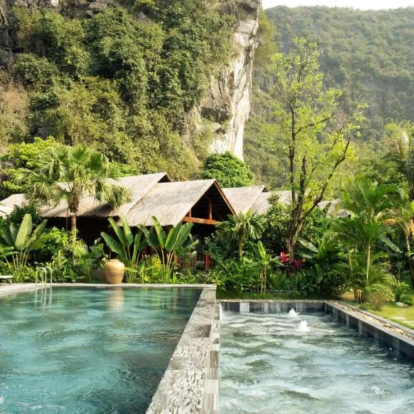 Tam Coc Golden Fields: Ninh Binh şehrinde bir otel