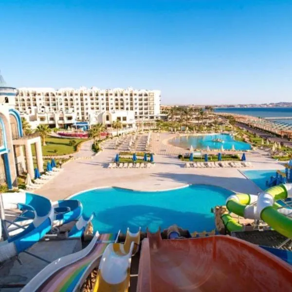 Viesnīca Sahl Hasheesh Finest Chalet - Gravity resort beachfront family 2 bedroom - garden pools view waterpark NON EGYPTIAN ONLY Hurgadā