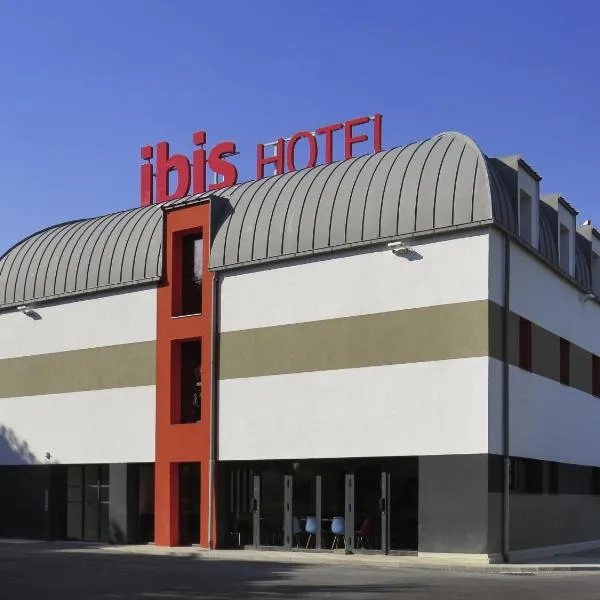 ibis Soissons, hotel em Soissons