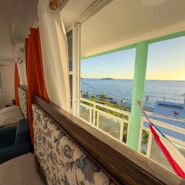 Posada Three Cay Suites, viešbutis mieste Providensija