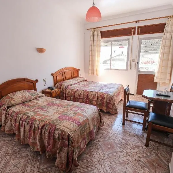 Hotel Fnidaq, hotel u gradu Fridek