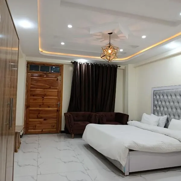 Shaheen lodges, hotel i Murree