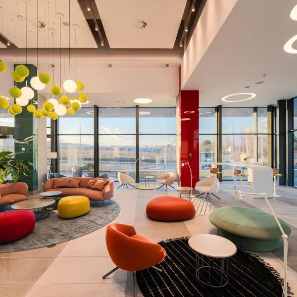 ibis Styles Chisinau، فندق في كيشيناو