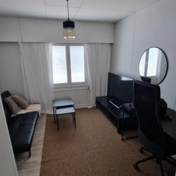 Economy stay - Self Check-in, hotel em Vaasa