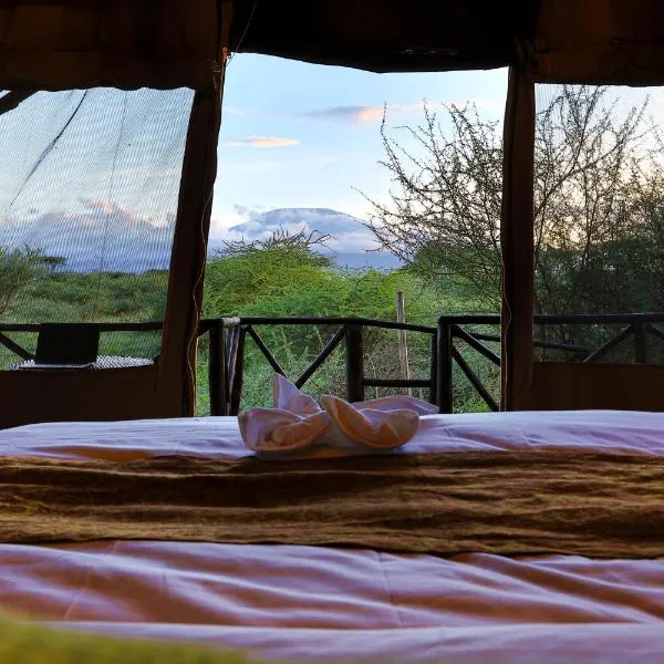 Olemayian Amboseli Cottages, hotel in Amboseli