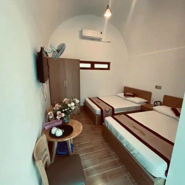 Khách Sạn Hoa Giấy, hotel Ấp Hiệp Thuận városában