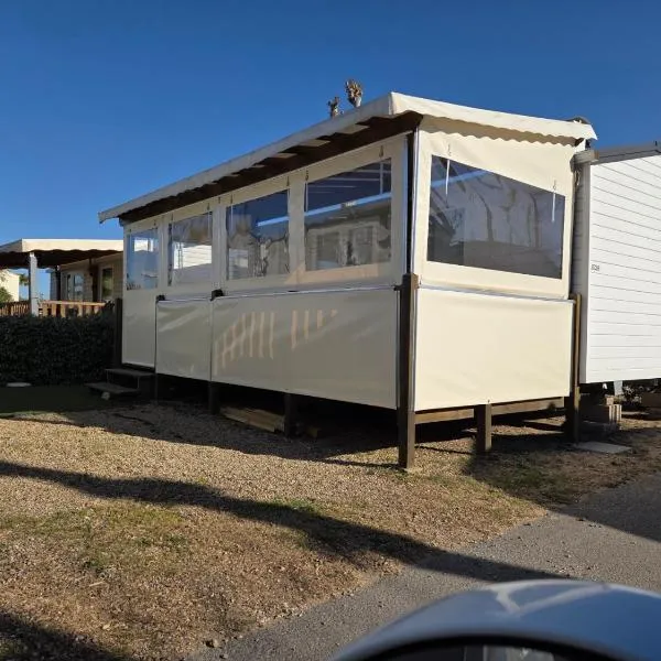 FMLODGE mobil home le petit cocon, hotel din Valras-Plage