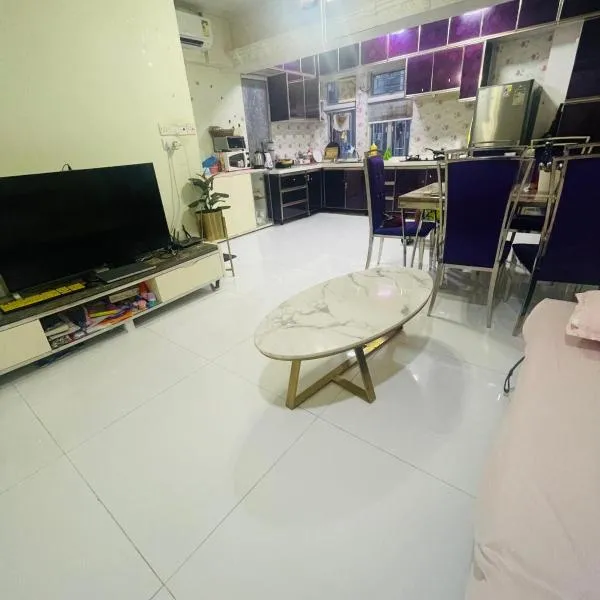 2 bhk flat available in tst, hotel in Hong Kong