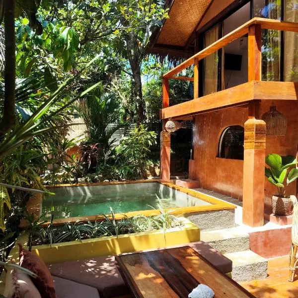 Terracotta House, private pool and garden, hotel a San Vicente