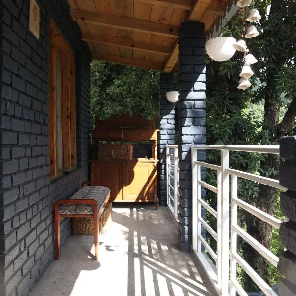 THHPSOCIETY - Serene villa - Secluded Stay in Mukteshwar - Himalayan View, hotel en Mukteshwar