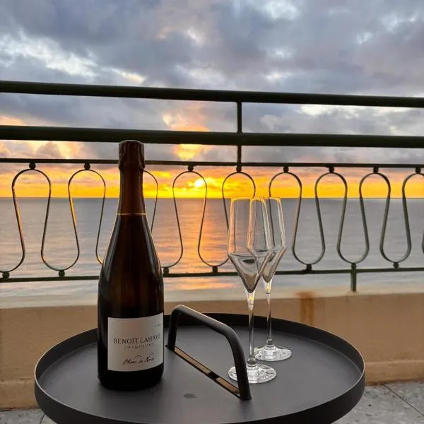 Un balcon sur la mer, hotel in Nice