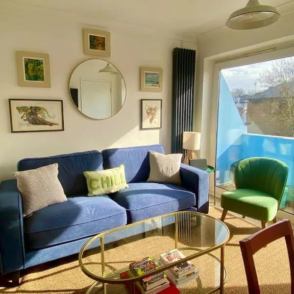 लंदन में, होटल Modern 2-Bed Apartment with Off-Street Parking in Chiswick