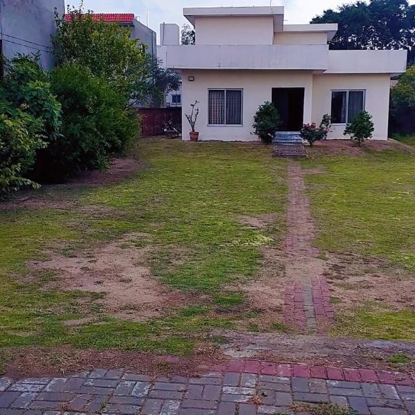Peace farm & villa lahore, Hīr