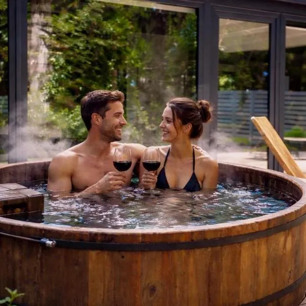 Calma Cabins, hotel u gradu Puerto Clocker