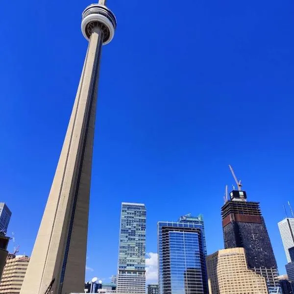 Sweet Home in Bloor Downtown-CENTRAL STAY, hotell i Toronto