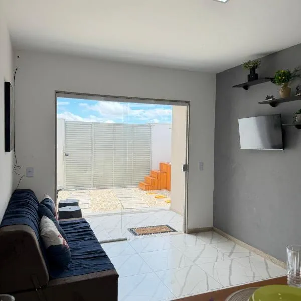 Casa Privativa Jacuzzi em Linhares, hotel i Linhares