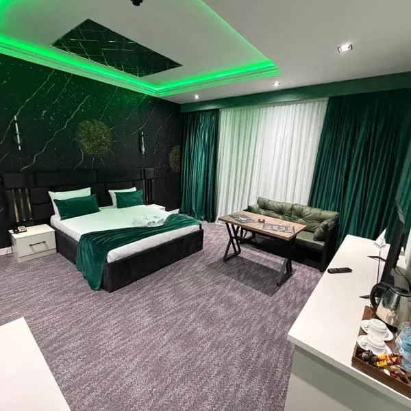 Bazarstore Montin Hotel, hotell i Baku