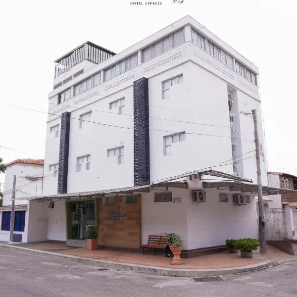 HOTEL TASAJERO VIP, hotel u gradu Kukuta