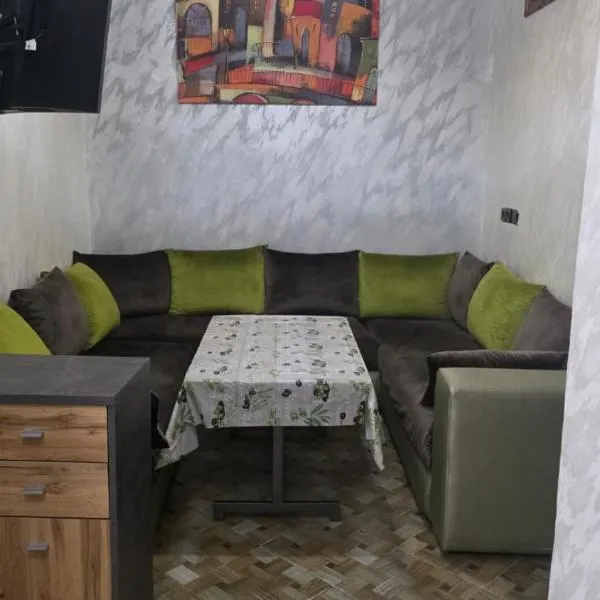 Maison marhaba2 app2، فندق في إنزكان