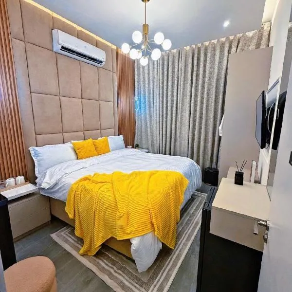 Cresent Homes, hotel in Accra