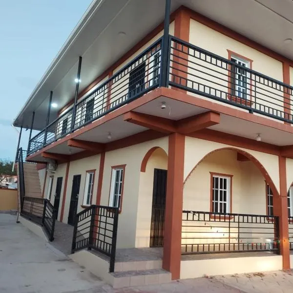 Sotera's Guest House, viešbutis mieste Korosalis