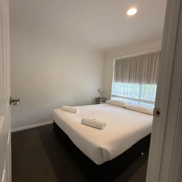 Corowa Caravan Park on the Murray River、コラワのホテル