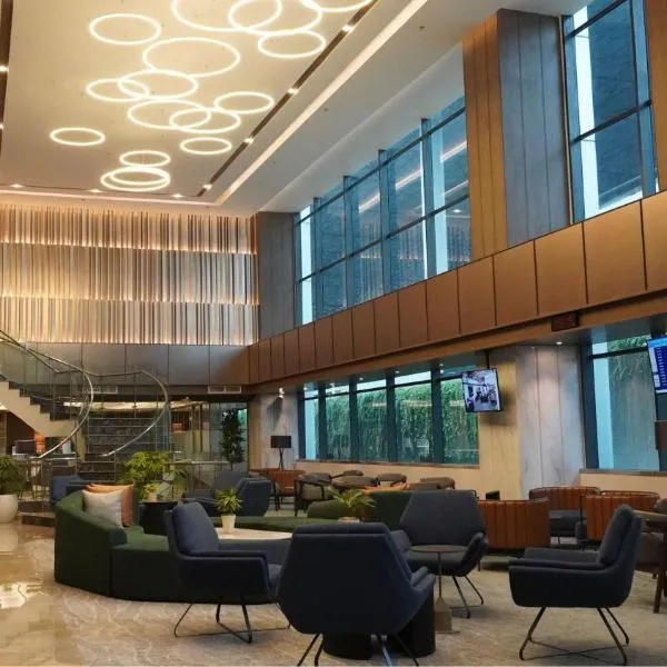 Grand Anara Airport Hotel, hotel v mestu Tangerang