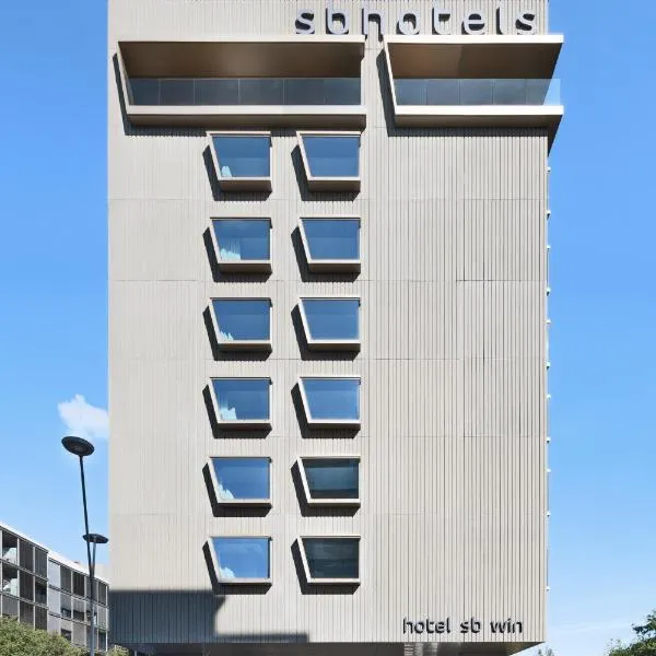 Hotel SB Win 4 Sup, hotel di Sant Feliu de Llobregat