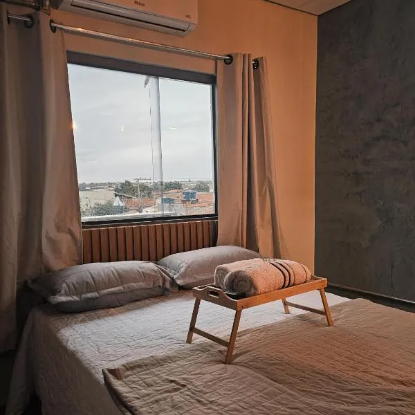 D Castro Residencial, hotelli kohteessa Montes Claros