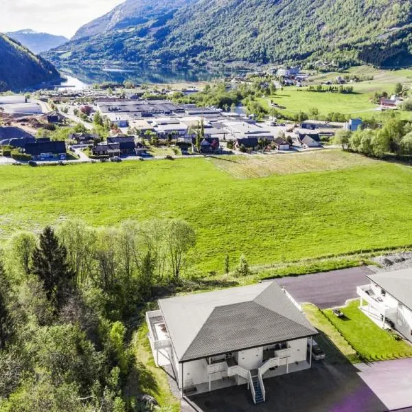 Kvitefjell 35, hotel en Loen